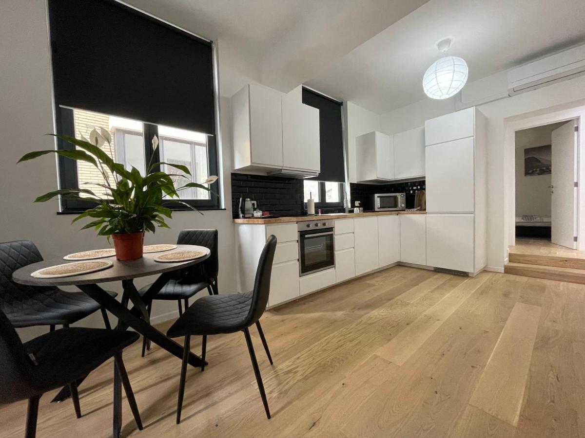 Duplex 2 *